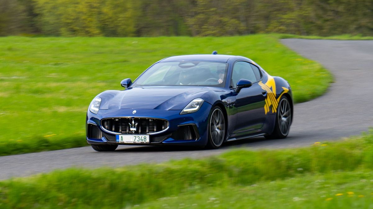 Italský styl s raketovým pohonem: Maserati GranTurismo posune vaše vnímání rychlosti a elegance