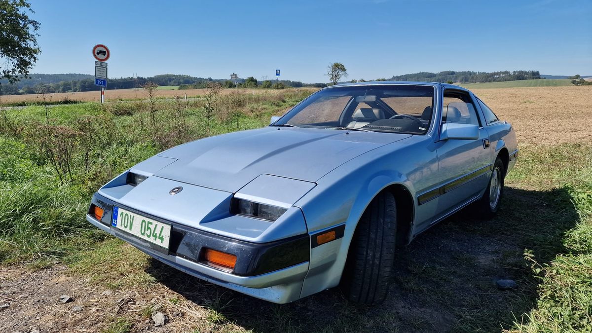 Nissan 300ZX poprvé představil motor V6, má futuristickou přístrojovku jak z televizního seriálu a závodil s ním samotný Paul Newman