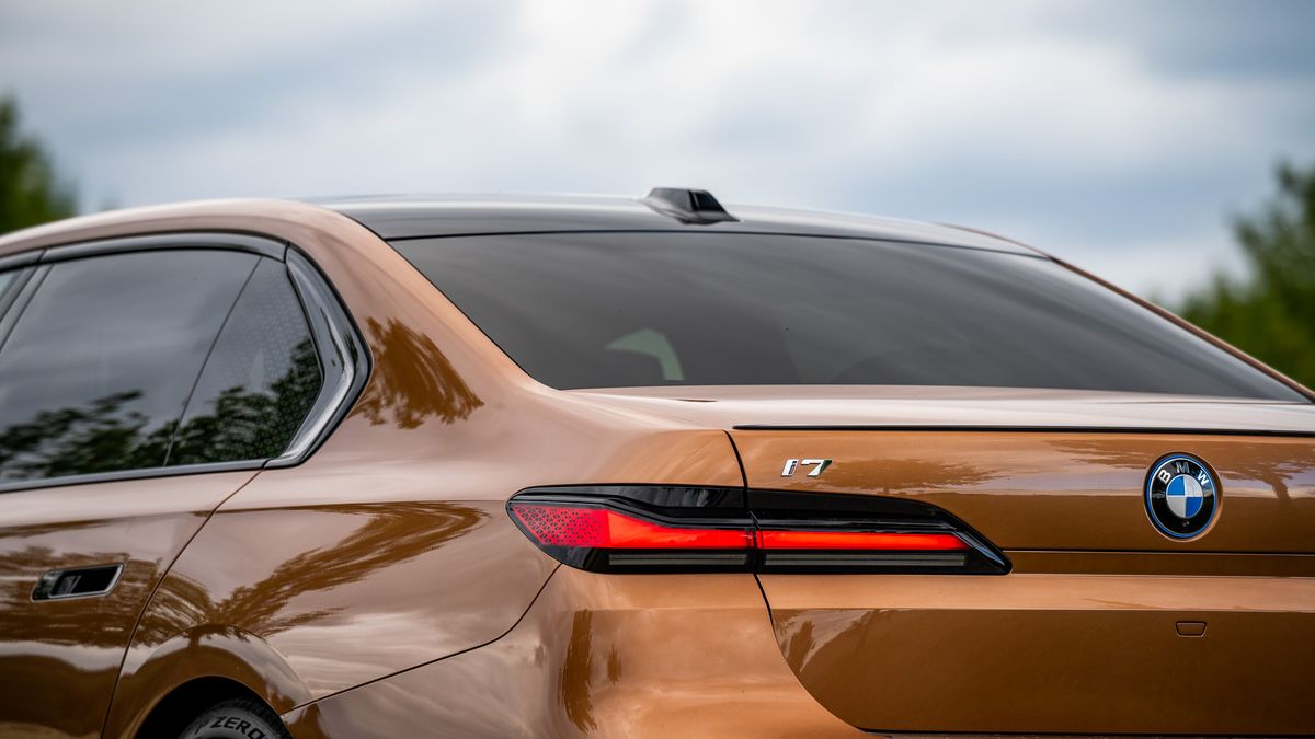 BMW tlačí na německou vládu kvůli clům na elektromobily, bojí se čínské odvety