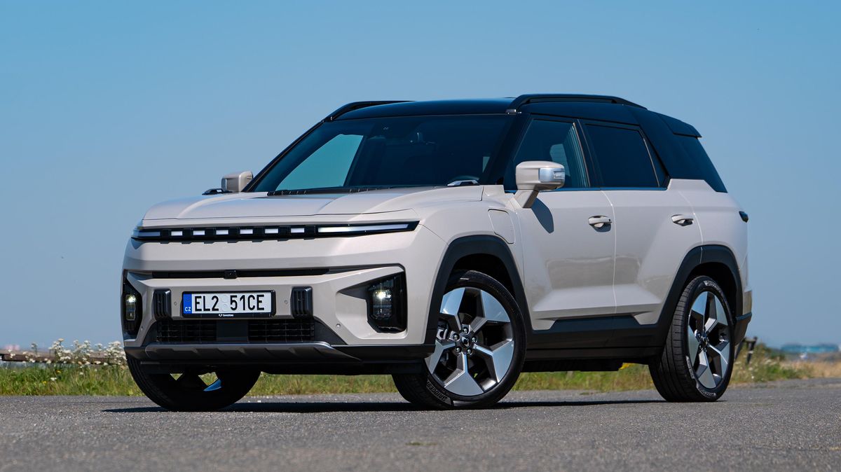 Konečně rodinný elektromobil za cenu benziňáku: SsangYong Torres EVX vás může přesvědčit změnit stranu