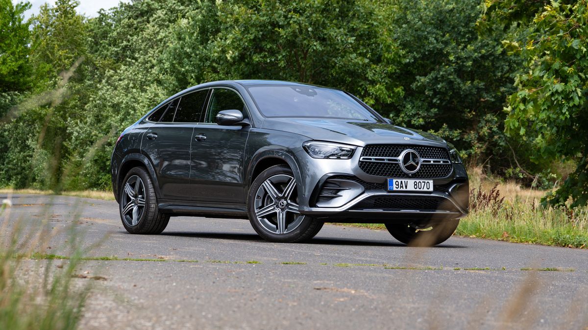 Špičkový komfort s širokou možností výběru: Modernizovaný Mercedes GLE kupé je luxusní hvězdou