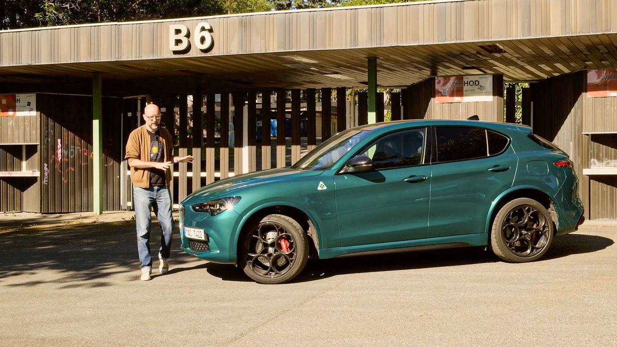 Alfa Romeo Stelvio Quadrifoglio je možná SUV, ale jezdí jako italský supersport. Tento výjimečný kousek ani nestojí nesmysl
