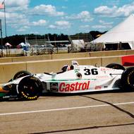 Juan-Manuel Fangio II na Eagle Mk.V Toyota po návratu značky do Indy Cars (Mid Ohio 1996)