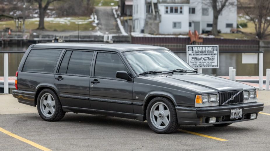 Za tohle 35 let staré Volvo někdo zaplatil skoro 1,8 milionu. Jezdil v něm totiž Paul Newman