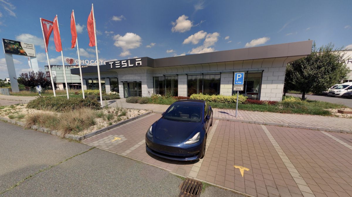 Tesla otevírá své druhé velké prodejní a servisní centrum v Brně. Teslisté už nebudou odkázaní jen na Prahu