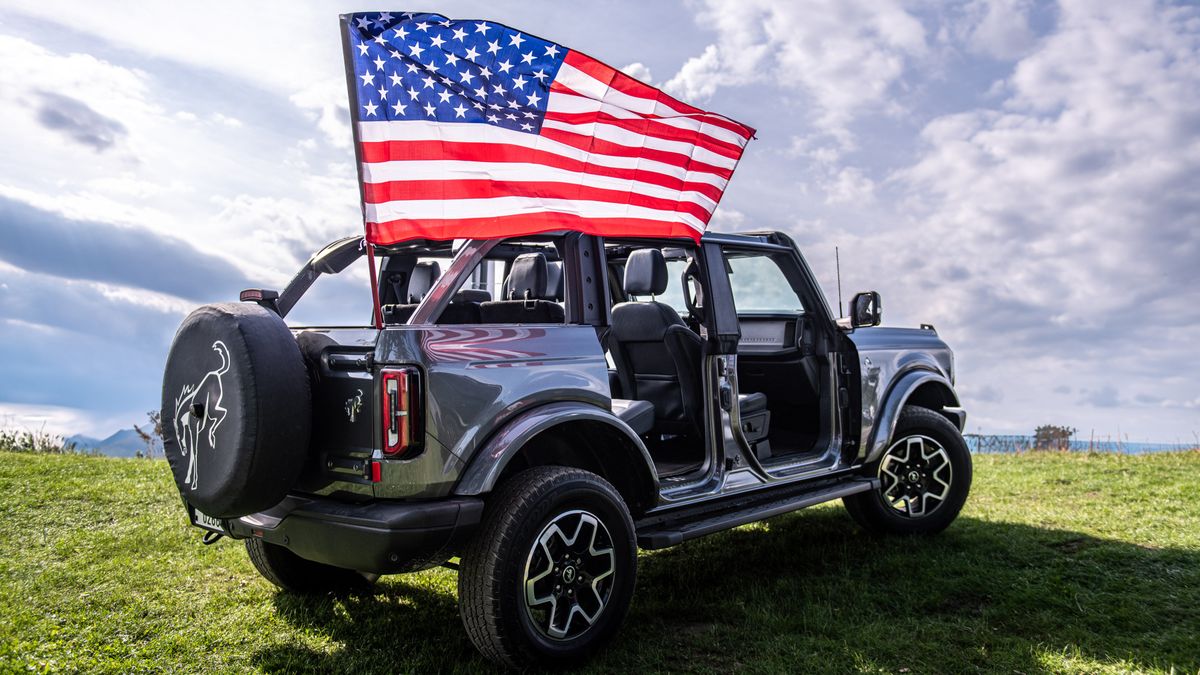Zachrání Trump americká auta? Dovozní clo krutě potrápí evropské a japonské automobilky
