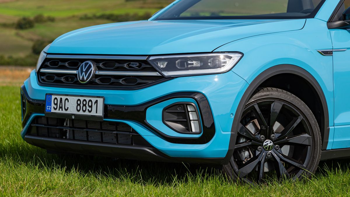 Volkswagen musí šetřit. Pohřbí model, který ale nikdo oplakávat nebude