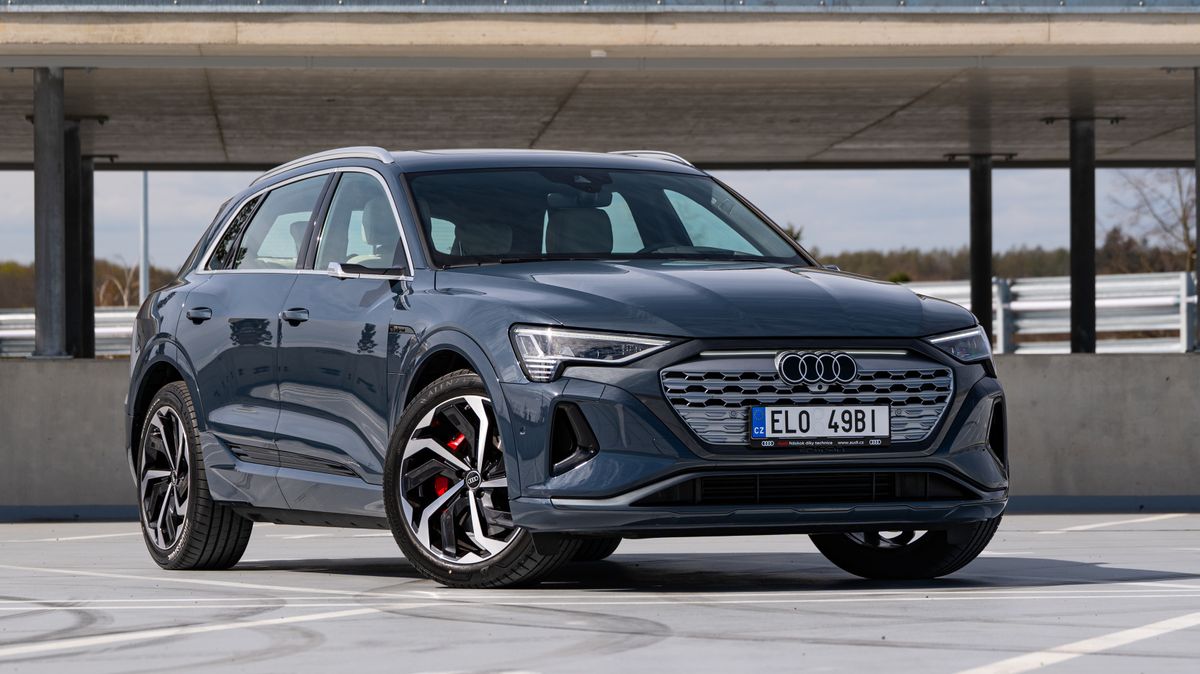 Nejen nové jméno: Audi významně vylepšilo svou elektrickou vlajkovou loď přejmenovanou na Q8 e-tron