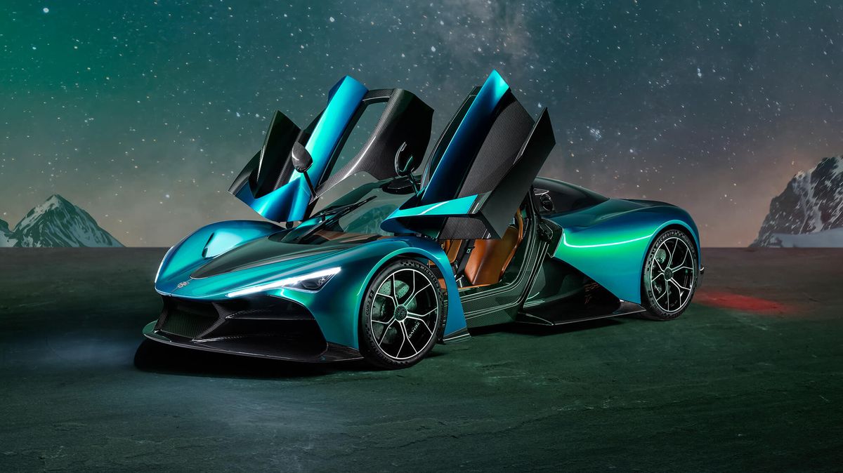 Místo řidičáku si připravte pilotní průkaz: Dánský hypersport letí 450 km/h, výkon a zrychlení vás pošlou do kolen