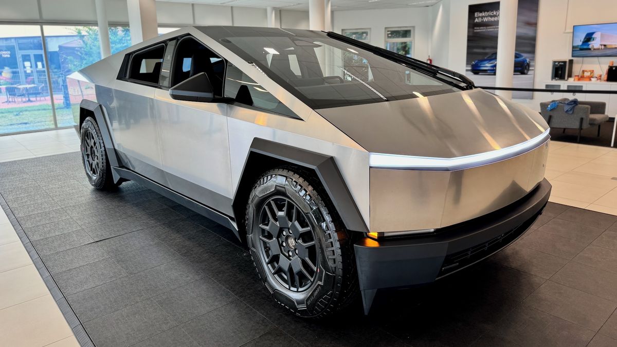 A další průšvih pro Muska: Tesla svolává téměř všechny elektromobily Cybertruck v USA