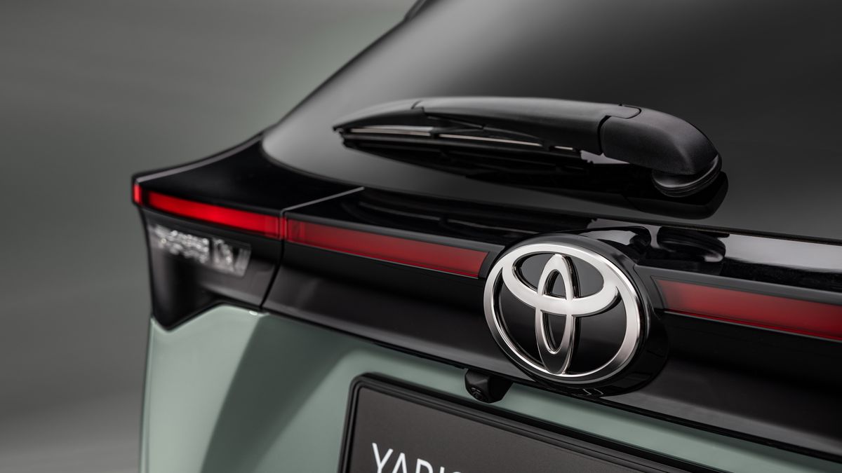 Japonská automobilka Toyota zaznamenala v říjnu rekordní prodej i výrobu, dočasnému zastavení produkce navzdory