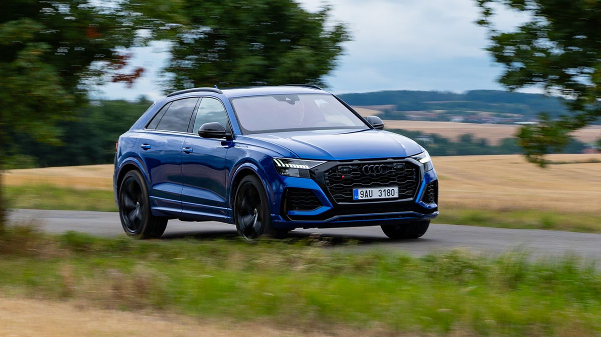 Žádná rozmařilost do Pařížské. Audi RS Q8 je skvěle fungující auto