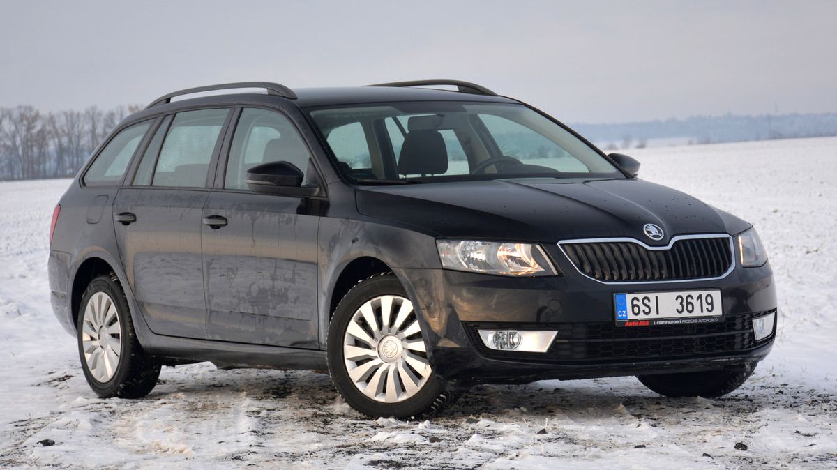 Test ojetiny, kterou doporučujeme všemi deseti: Slušná Škoda Octavia III se dá koupit do 200 tisíc. Je mimořádně spolehlivá a praktická