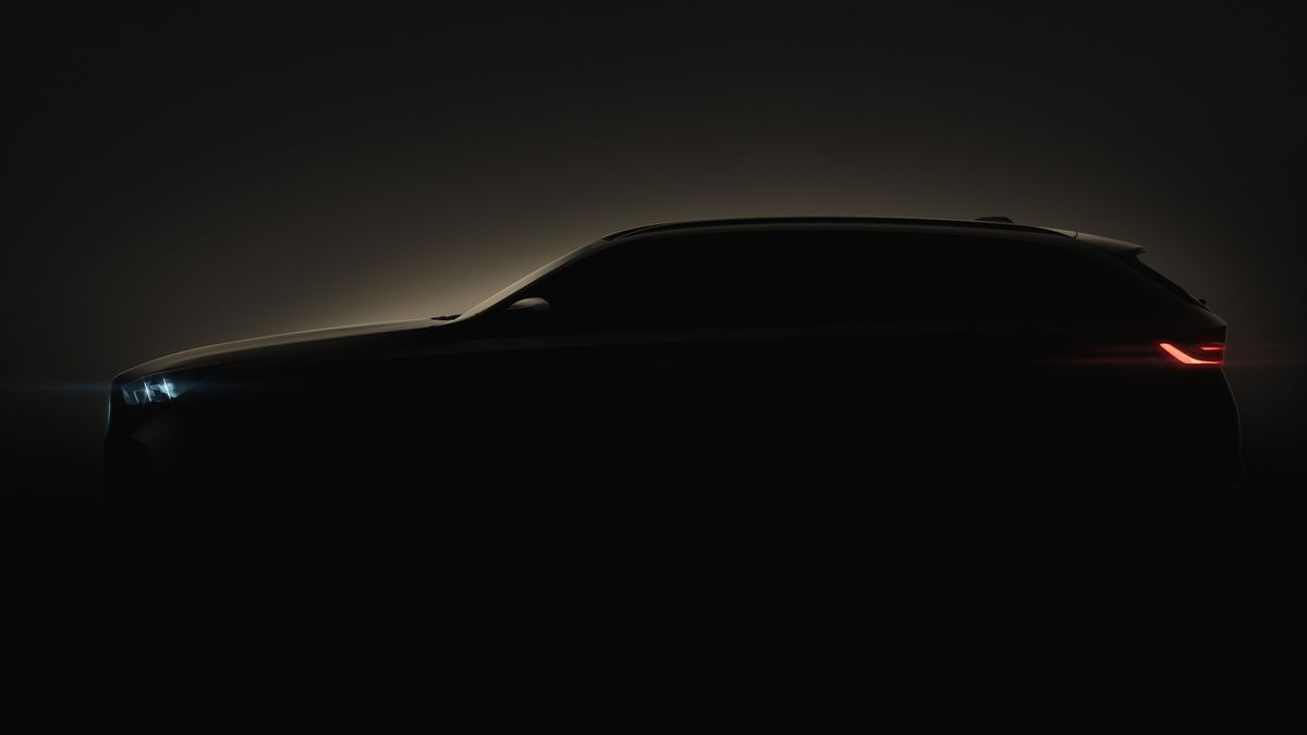 Odhalení tajemného BMW: Nový kombík řady 5 dorazí na jaře s širokou nabídkou pohonů. Ale jak objemný bude mít kufr?