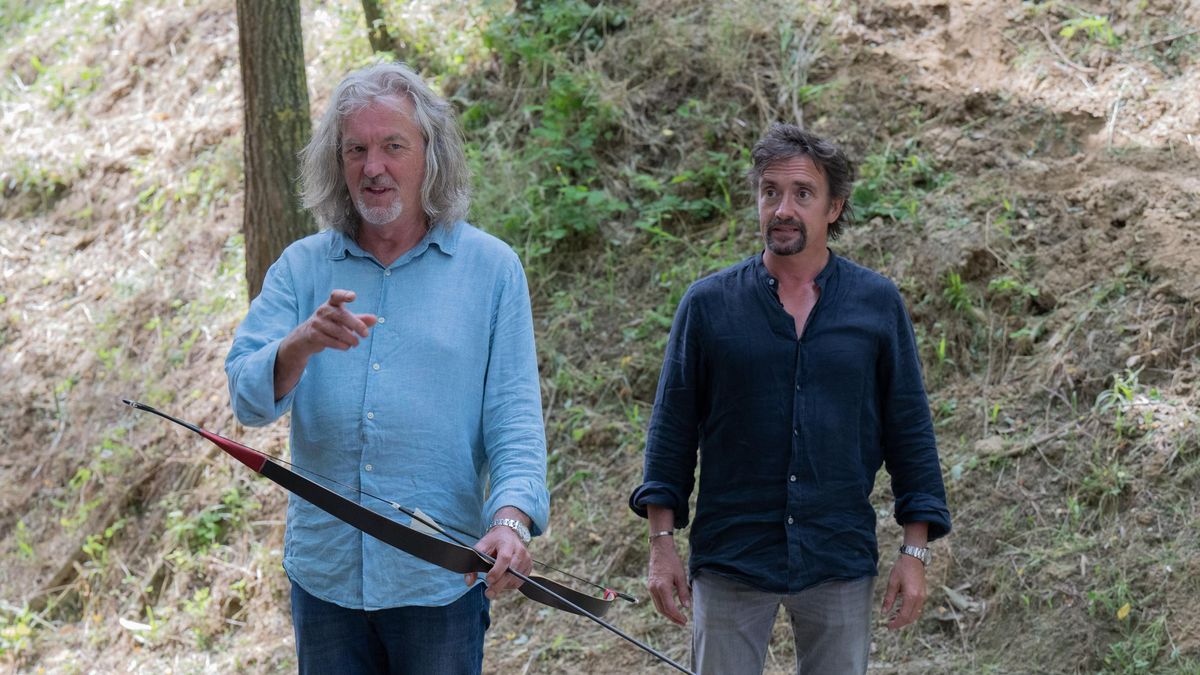 Richard Hammond a James May kdysi soupeřili o stejnou škodovku. Zamilovali se překvapivě do jednoho socialistického kousku