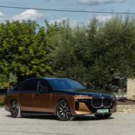 BMW i7 M70 xDrive.