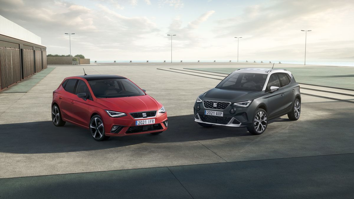 Seat nadopuje svoje nosné modely elektrifikací, aby je mohl dál prodávat. Ibiza s Aronou tak přežijí