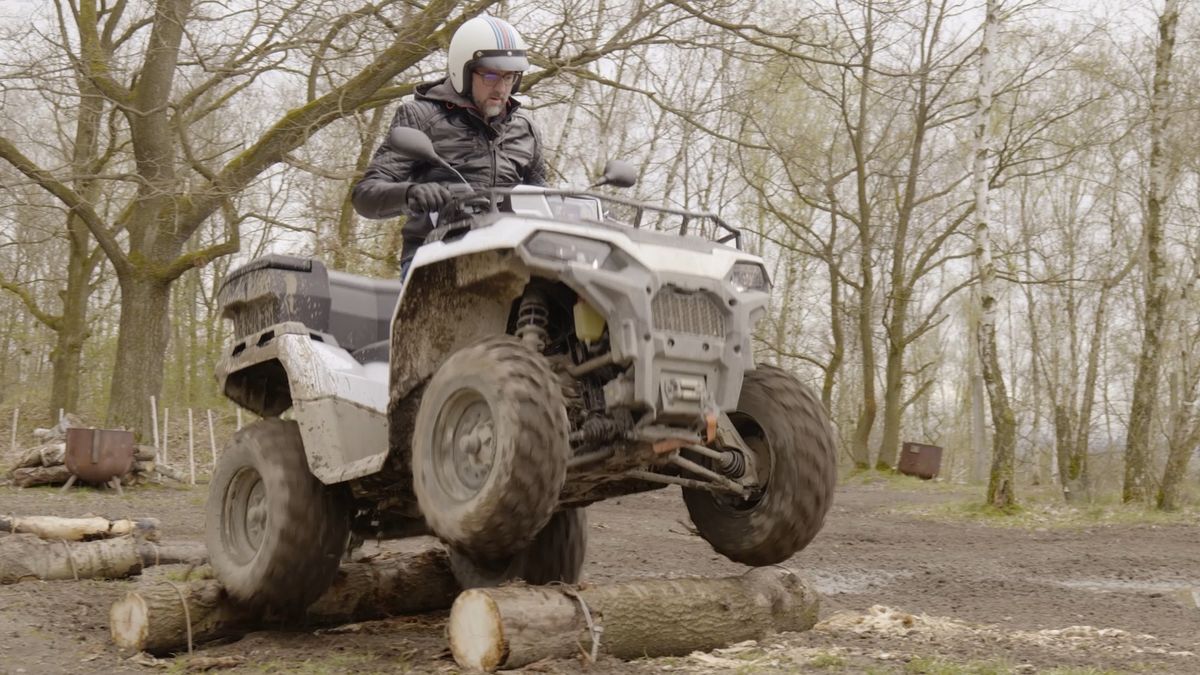 Pomocník k nezaplacení: Čtyřkolka Polaris Sportsman 570 je neúnavný a zábavný pracant