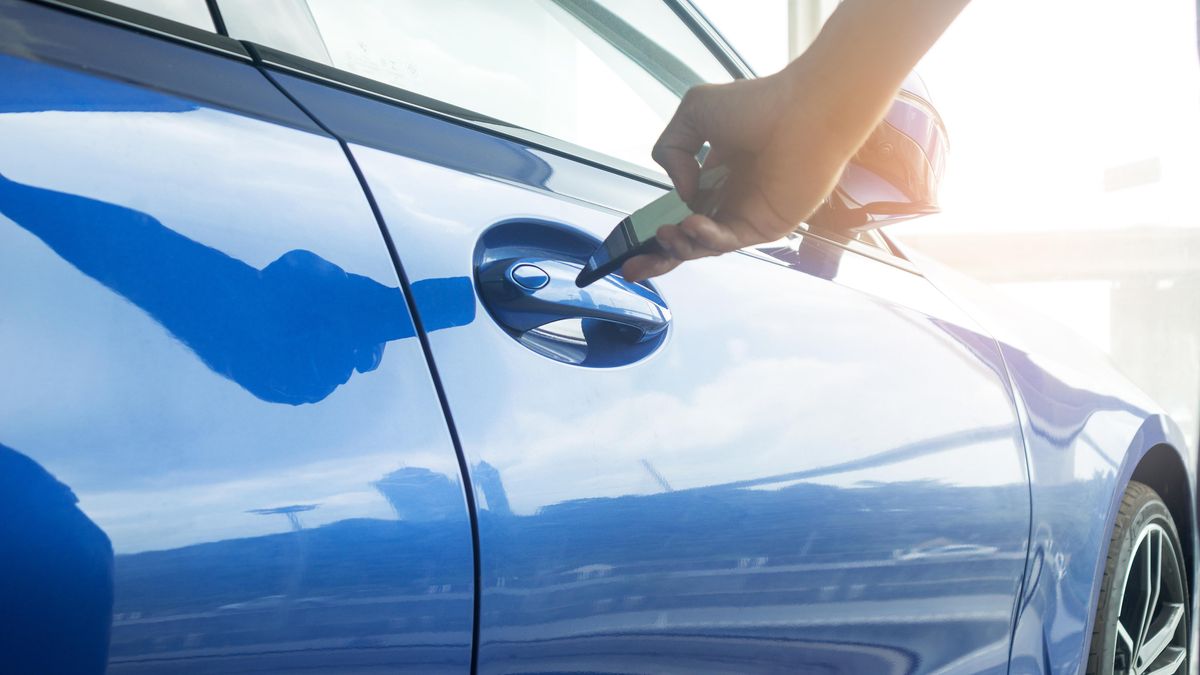 Je vaše auto v digitálním ohrožení? Nejvíc mu můžete uškodit svým telefonem, nebezpečí číhá i na starší vozy