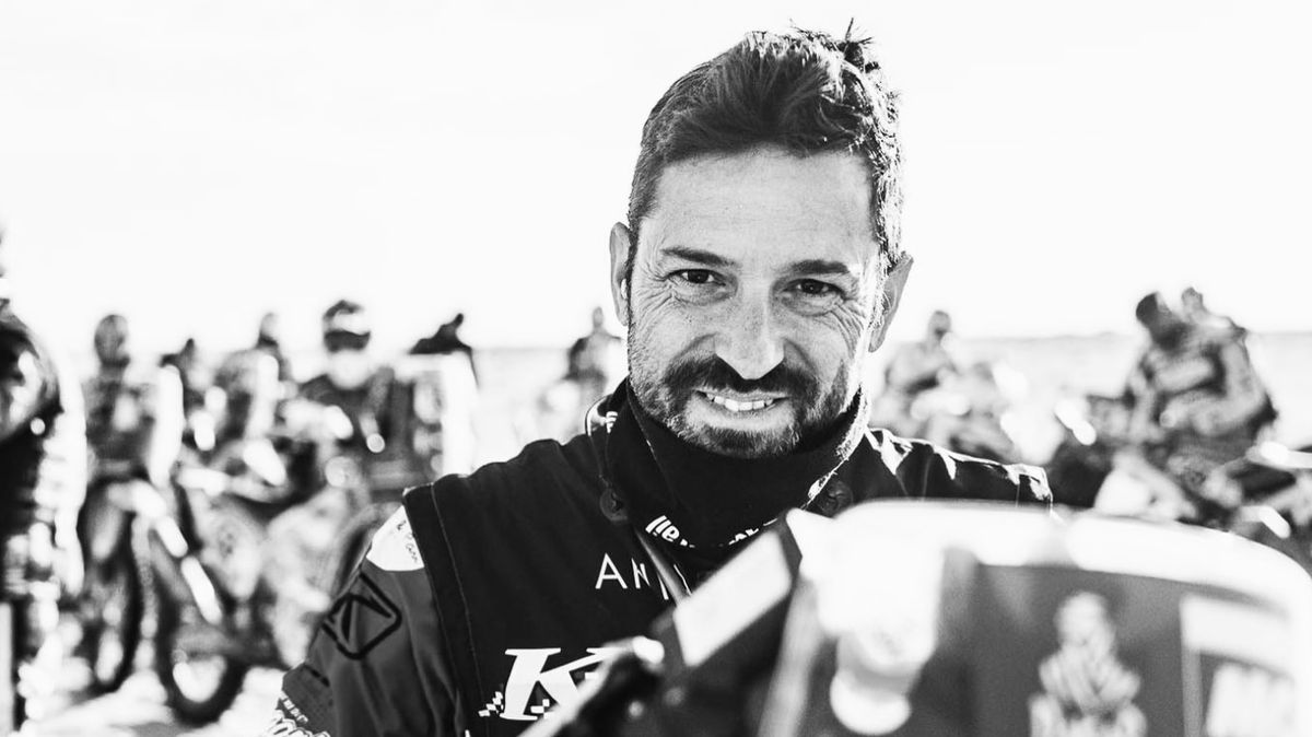 Dakar 2024 má první oběť. Španělský motorkář Falcón zemřel týden po ošklivé nehodě