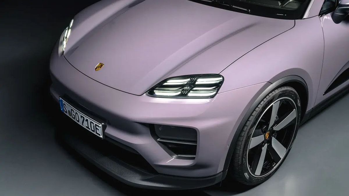 Porsche přiznalo přehnané ambice s elektromobilitou. Do roku 2030 je patrně nenaplní