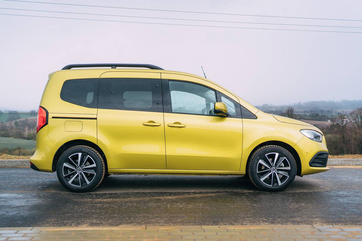 Foto: I rodinnou krabici můžete mít rádi: Mercedes třídy T je víc než ...