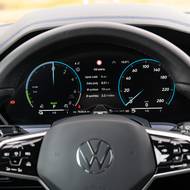Volkswagen Touareg R 3.0 TSI V6 eHybrid.