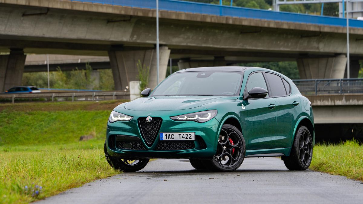 520 koní a mimořádné jízdní vlastnosti. Alfa Romeo Stelvio Quadrifoglio posouvá schopnosti SUV na úplně jinou úroveň