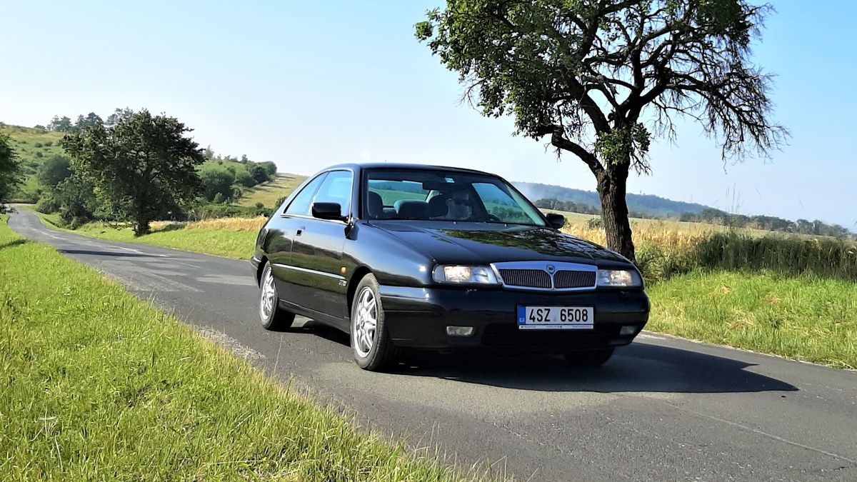 Lancia 20V Turbo: Devadesátková elegance - Garáž.cz