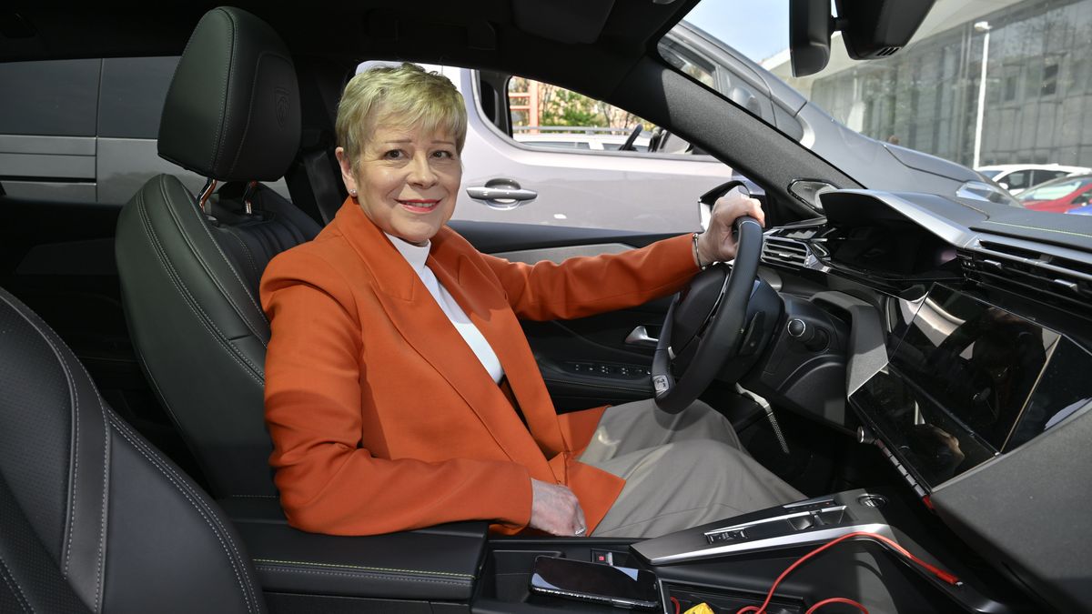 Šéfka Peugeotu Linda Jackson: Levný elektromobil neplánujeme a na užitkové vozy nezanevřeme