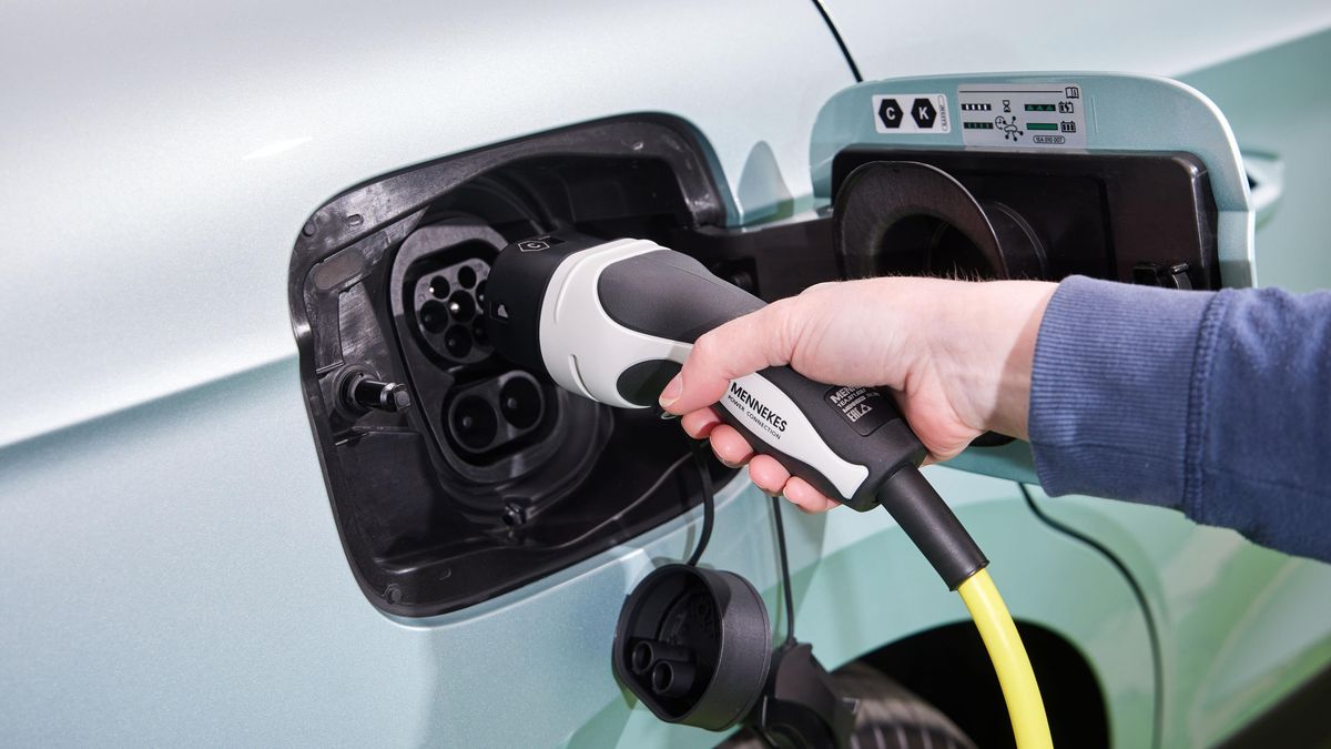 Elektromobily v krizi, blíží se jejich konec? Nechte si zdát!