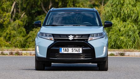 Slevy na všechno a bez podmínek. Akční léto Suzuki vám může ušetřit až 235 tisíc korun