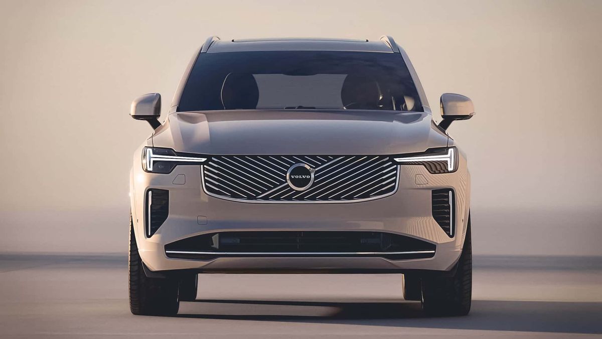 Volvo chystá modelovou ofenzivu, nad benzinovými motory ještě nezlomilo hůl