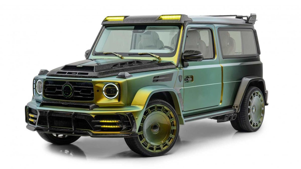 Exkluzivní šílenost: Mercedes třídy G od Mansory dostal výkon 900 koní a přišel o jeden pár dveří