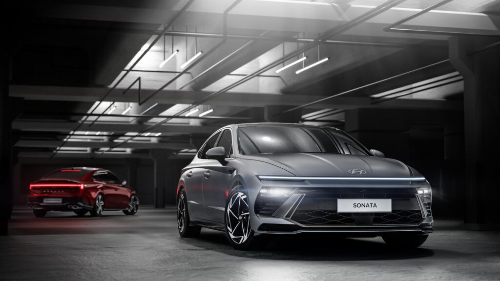 Modernizovaný Hyundai Sonata se představuje se silným motorem a poprvé by mohl nabídnout i pohon 4×4