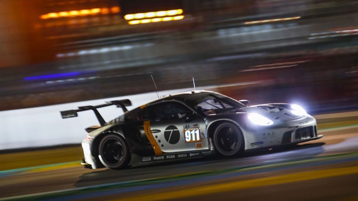 Hollywoodská hvězda na Le Mans: Mrkněte se na film, jak Michael Fassbender dobýval slavný vytrvalostní závod