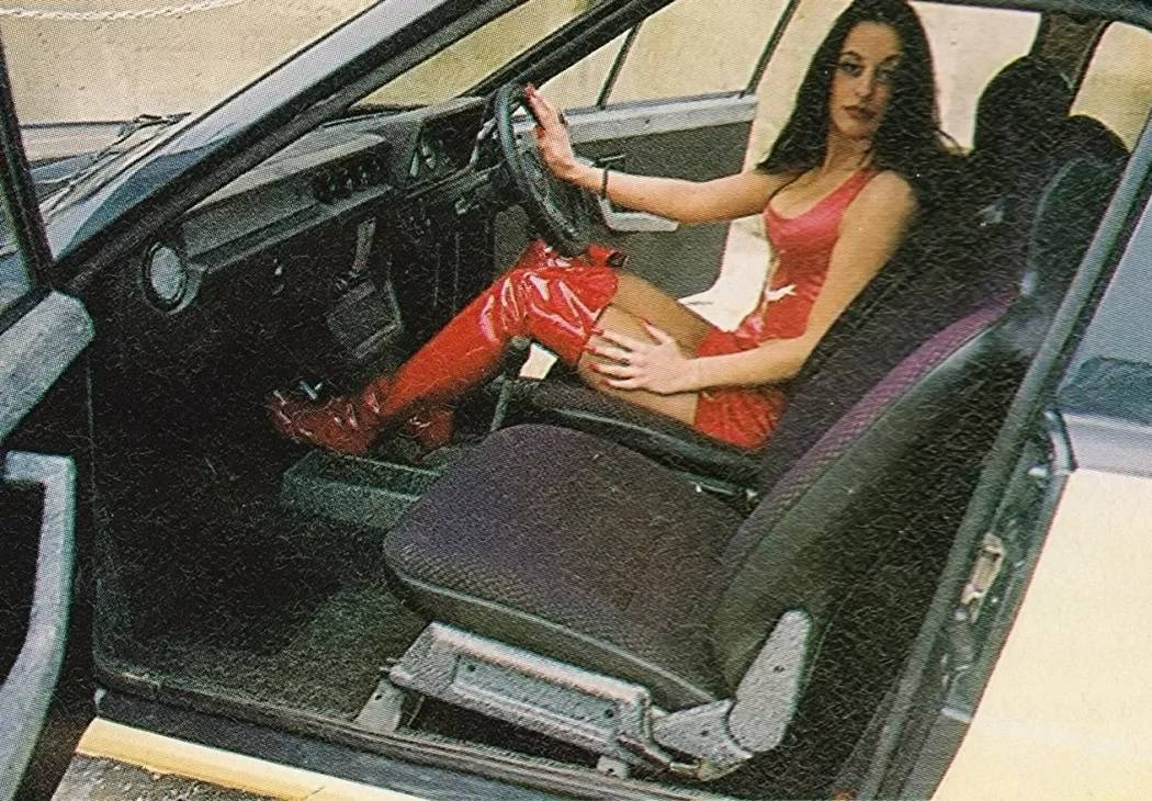 Upravená Škoda Rapid v britském magazínu Street Machine.