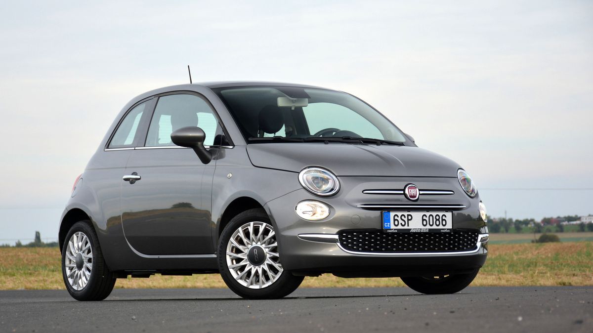 Ojetý Fiat 500 je skvělé malé auto. Má jeden z nejlepších malých motorů všech dob, jezdí skoro zadarmo a je spolehlivý. Jednu radu ale máme