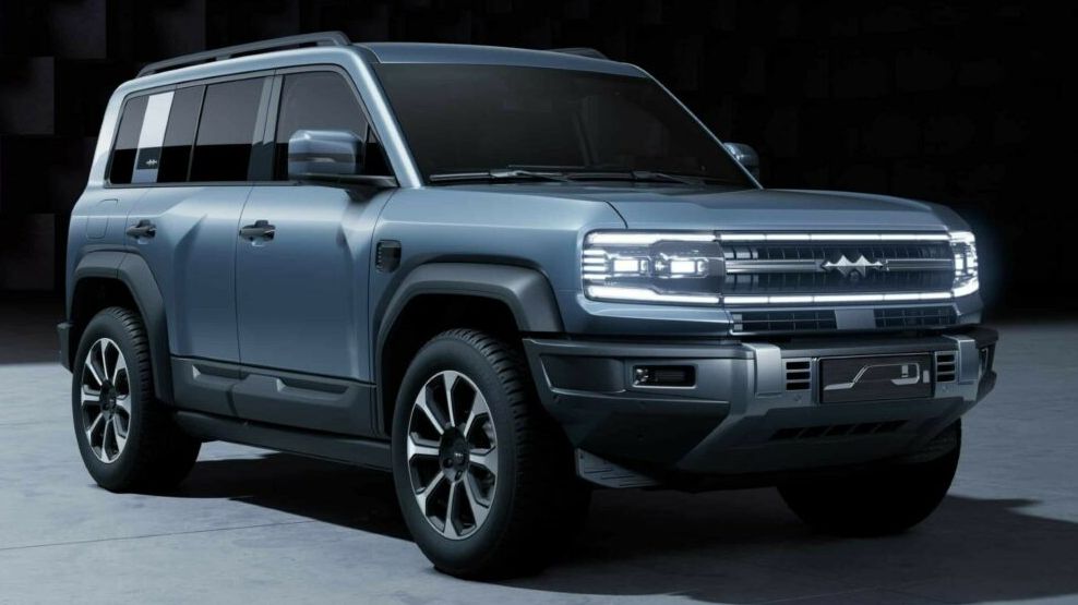 Číňané mají další automobilovou kopii. Kultovní off-road vykradli jen pár dní po jeho premiéře
