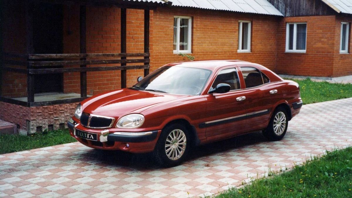 Volha a konec příběhu: Po rozpadu SSSR vzniklo několik neúspěšných modelů, nevyšla licenční výroba, nepomohla ani role v bondovce