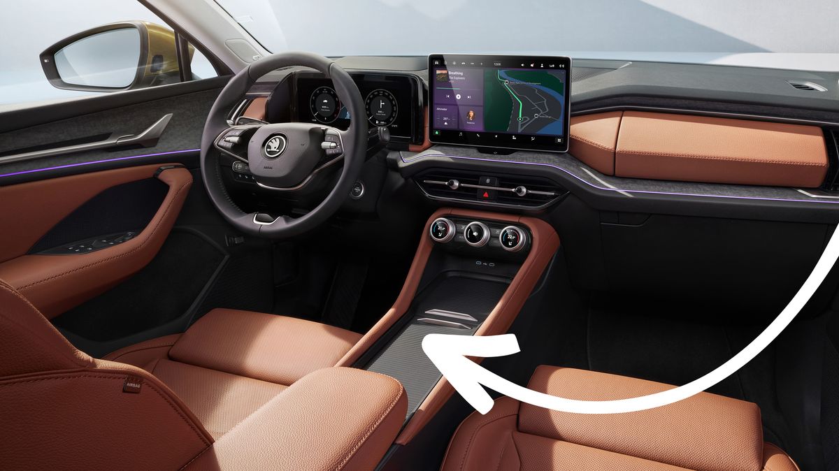 Simply Clever vychytávka nového Kodiaqu má dokonce vlastní přihrádku v interiéru. Ve výbavě by ji potřebovalo každé nové auto
