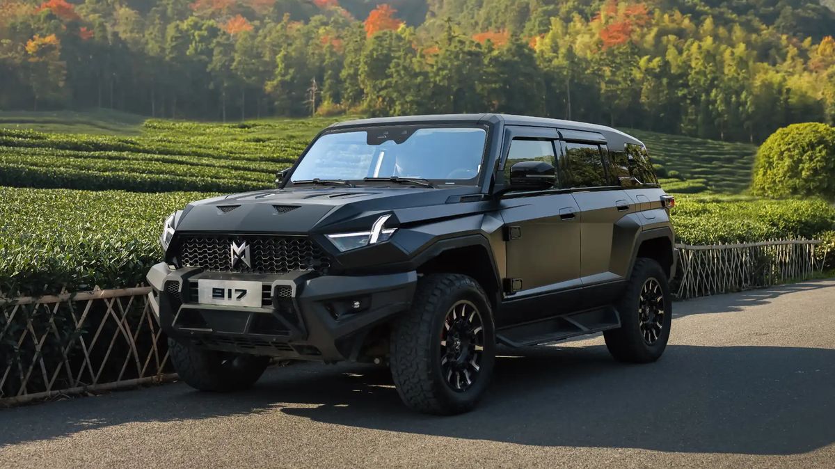 Že čínské automobilky hrají na cenu? Hyperluxusní nesmysl s výkonem 1000 koní se prodává za cenu, která je úplně mimo