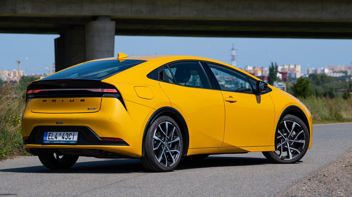 Nejen skvělý design: 5 věcí, které se nám líbí na dlouhodobě testované Toyotě Prius