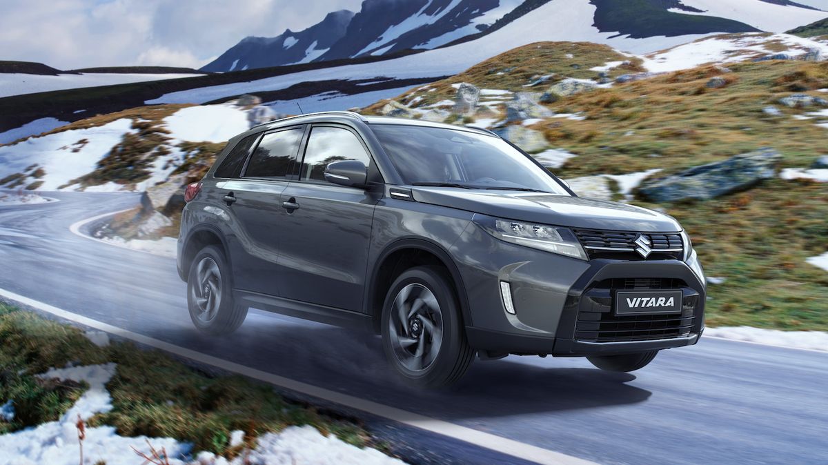 Podruhé modernizované Suzuki Vitara má české ceny. Pod půl milionu se sice nevejde, ale ta výbava!