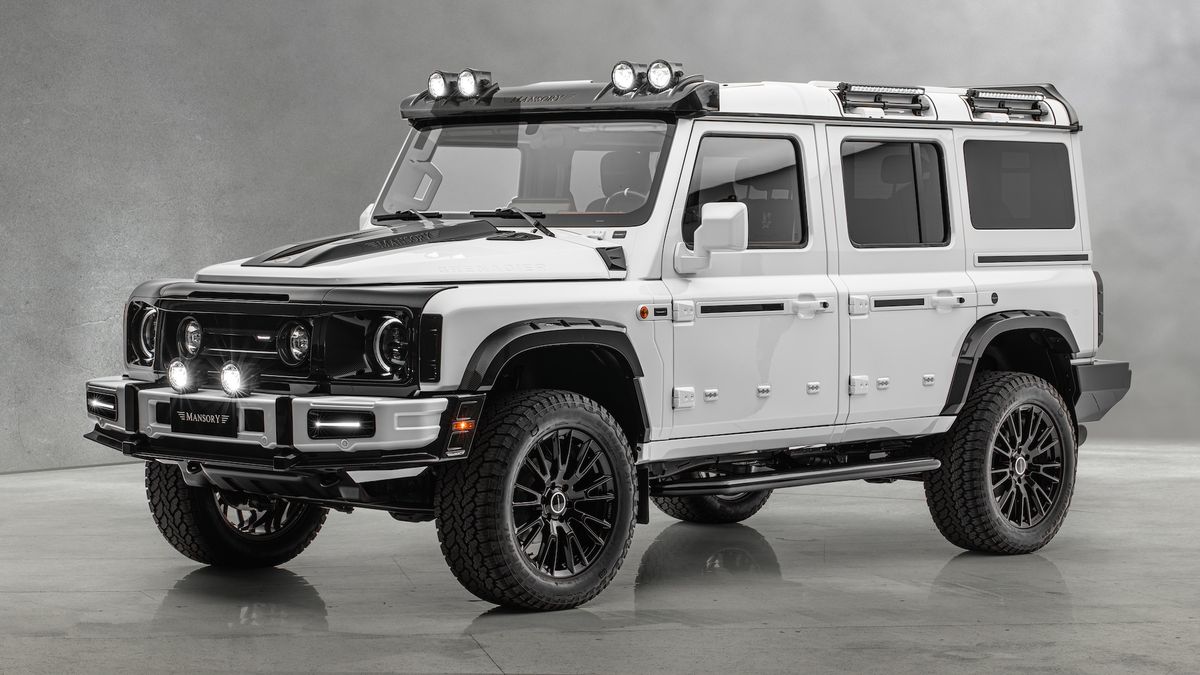 Mansory upravilo off-road Ineos Grenadier na luxusní géčko. Navzdory očekávání nejde o obludu. Alespoň tedy zvenčí…