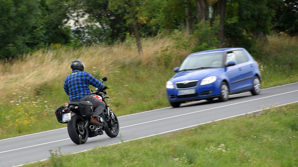 Češi propadli motorkám a kupují je ve velkém. V bezpečnosti však patříme na chvost Evropy