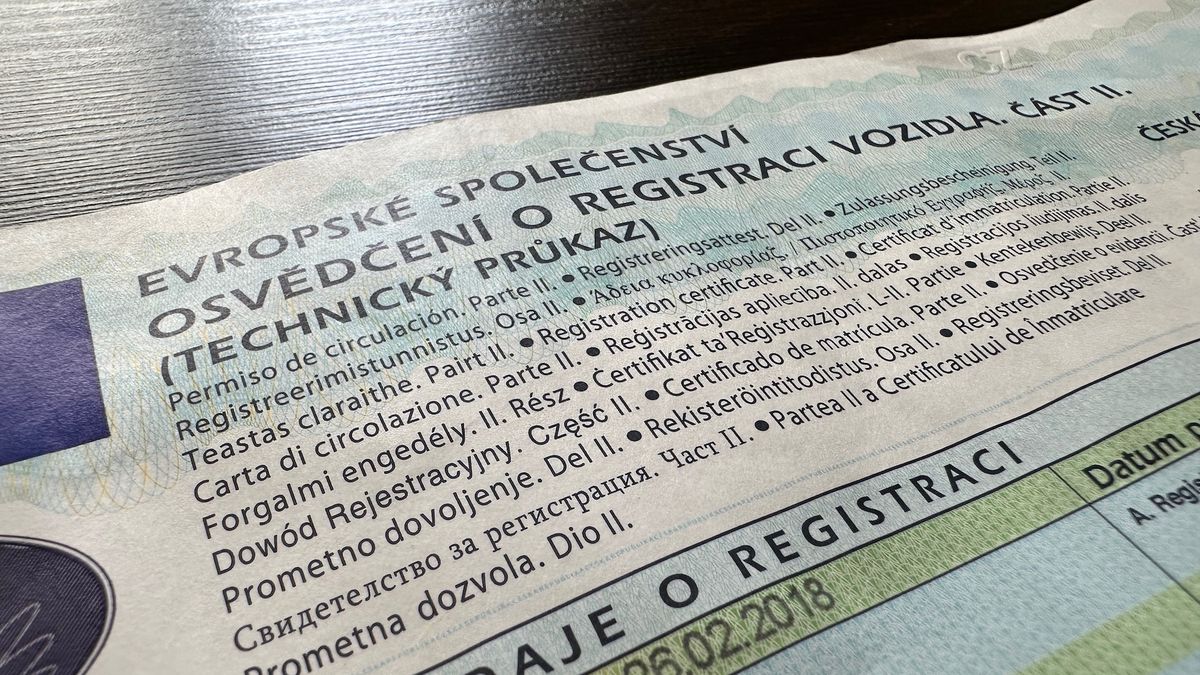 Nucený přepis: Prodali jste, nebo koupili vozidlo, ale protistrana se nemá k přepisu? Řešení existuje!