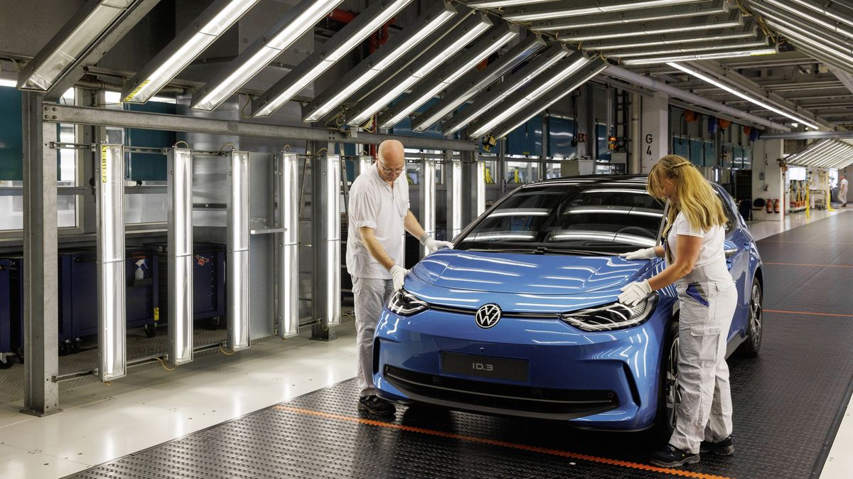 Volkswagen má plán, jak skoncovat s nedostatkem čipů. Snad nepřišel s křížkem po funuse…