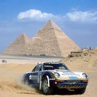 Krásný pohled na závodní Porsche 959. 