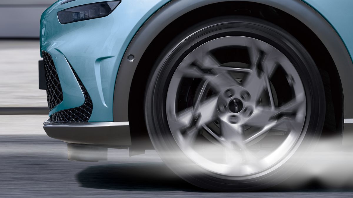 Boj o každý kilometr: Jednoduchá technická vychytávka prodlouží dojezd elektromobilu, do aut může hned